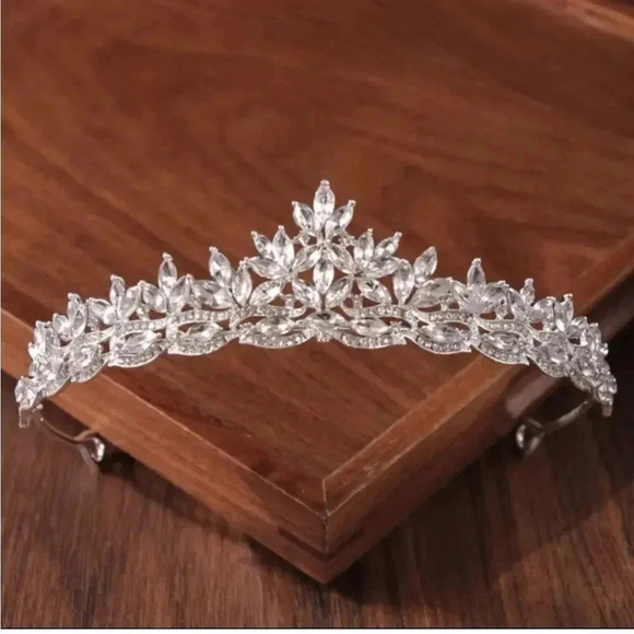 Accessories - Crystal Wedding Rhinestone Tiara
